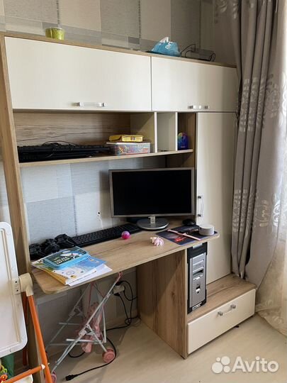 Компьютерный стол новый