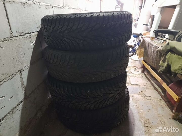 Yokohama 125T 235/65 R17