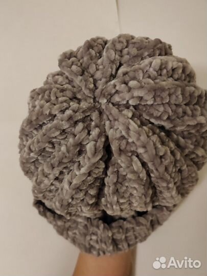 Шапка бини ручной работы