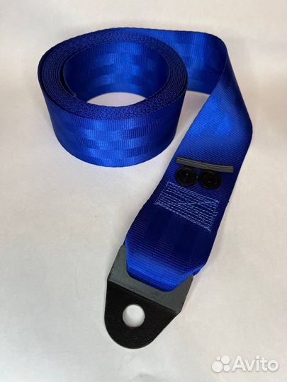 Красные ремни безопасности