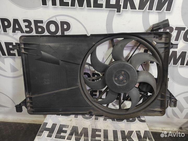 Вентилятор охлаждения Ford Focus 2 рест