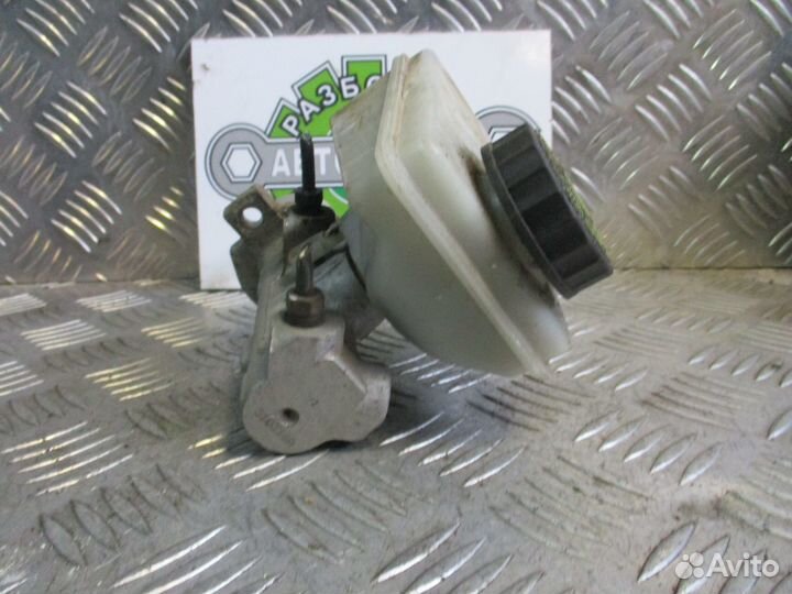 Гтц Toyota Yaris 2004г Рестайлинг