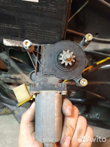 Моторчик стеклоподъёмника Mercedes W210