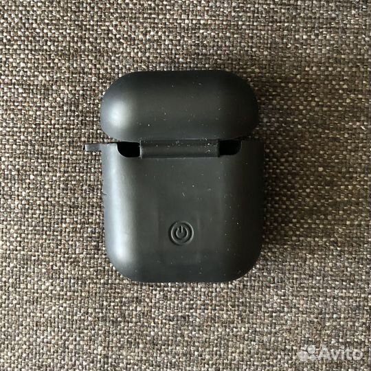 Чехол на airpods черный