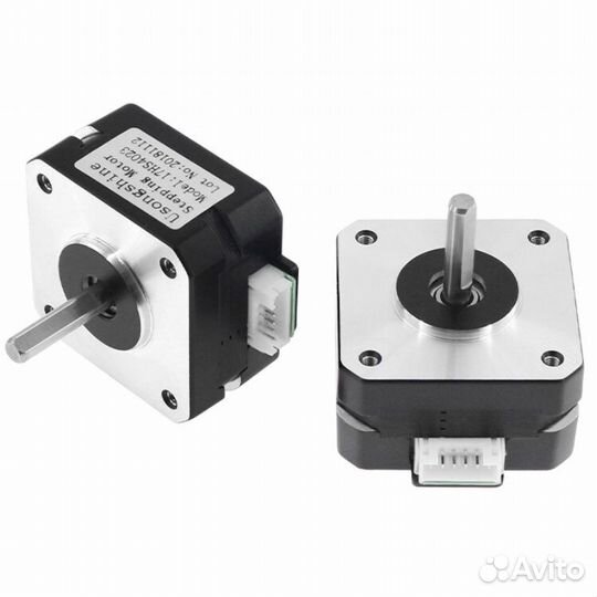 Шаговый двигатель nema 17 (блинчик)