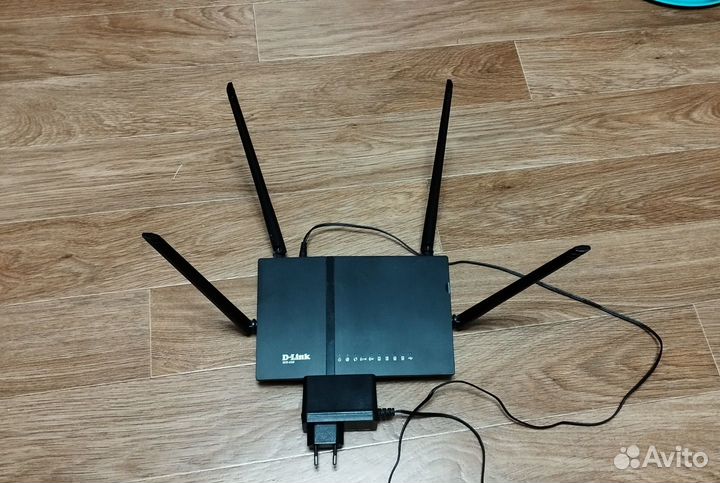 Роутер D link dir 825