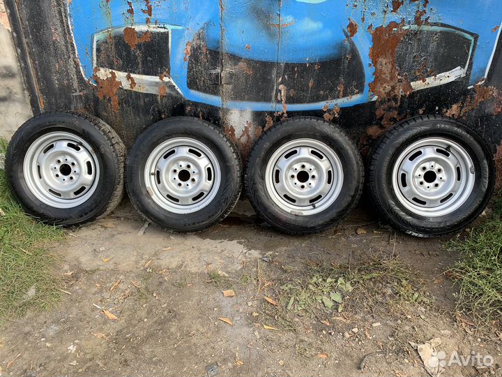 R13 Nokian Tyres Nordman 7 175/70, PCD 4x98 DIA 55