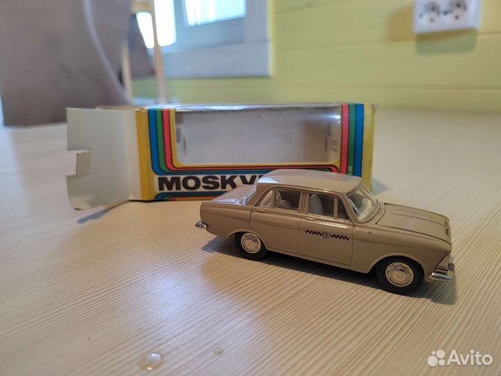 Модель автомобиля СССР Москвич 408