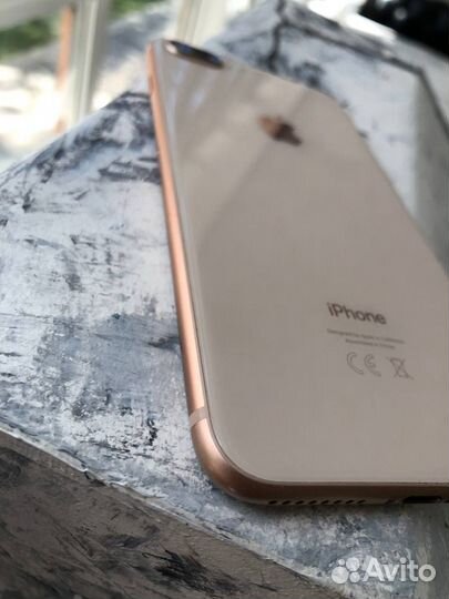 Телефон iPhone 8 plus