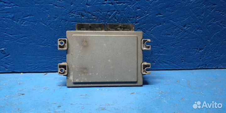 Блок управления двигателем Renault Sandero