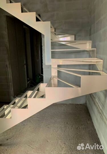 Лестницы прямые под ключ