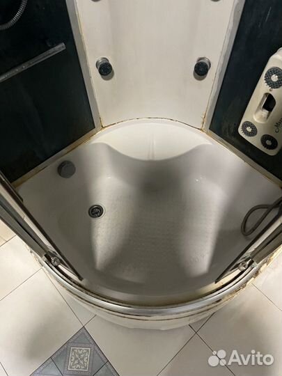 Душевая кабина 90х90