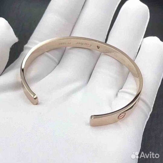 Cartier браслет love 0,10 ct