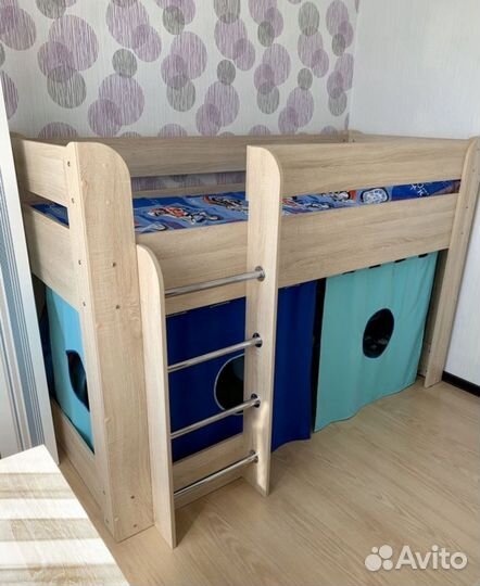 Детская кровать чердак