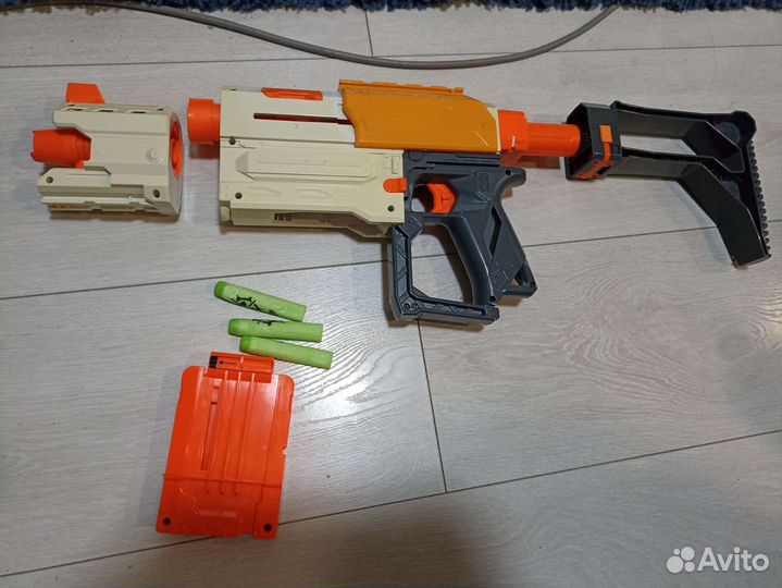 Бластер нерф