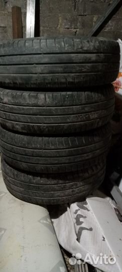 Viatti Strada Asimmetrico V-130 175/70 R14 82H