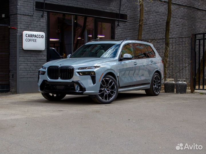 BMW X7 3.0 AT, 2022, 100 км