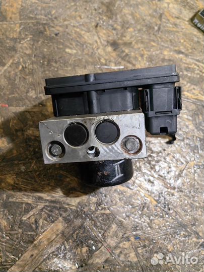 Блок ABS Транспортер Т5 7H0907379H 7H0614111H