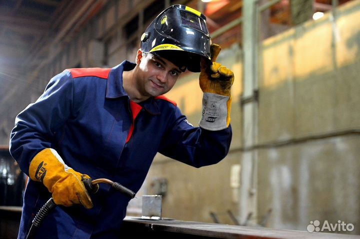 Сварщик на постоянную работу