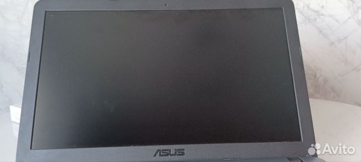 Ноутбук asus