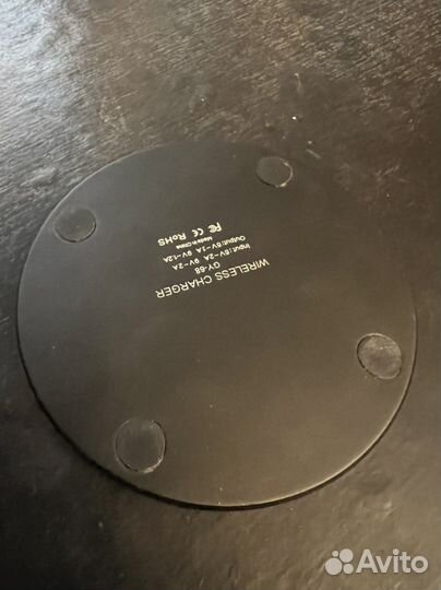 Беспроводная зарядка для iPhone