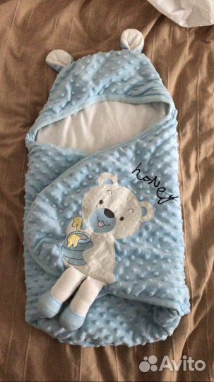 Конверт одеяло для новорожденного с пинетками