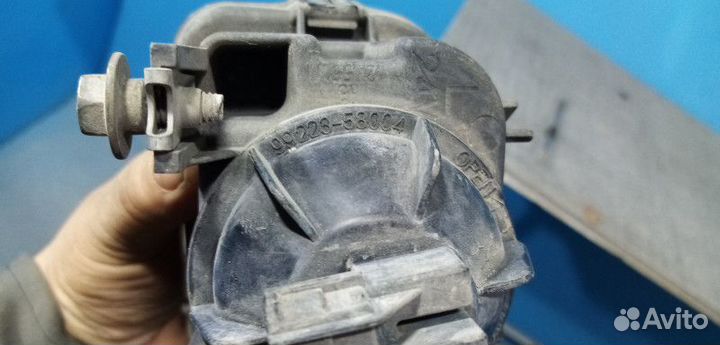 Левая противотуманная фара Subaru Legacy 4