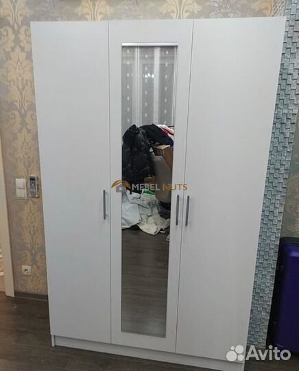 Шкаф распашной