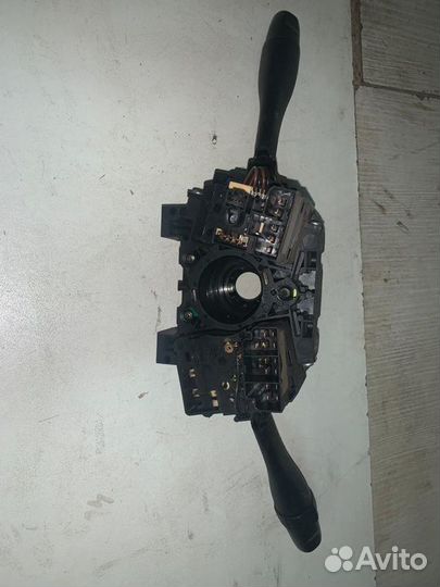 Блок подрулевых переключателей Nissan Primera P11