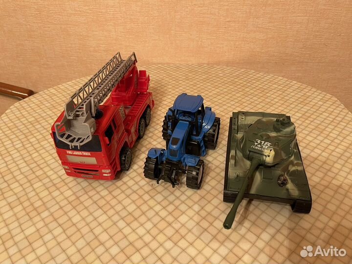 Машинки игрушки для мальчика