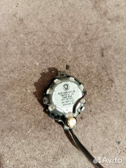 Пищалка в дверь Skoda Octavia A5