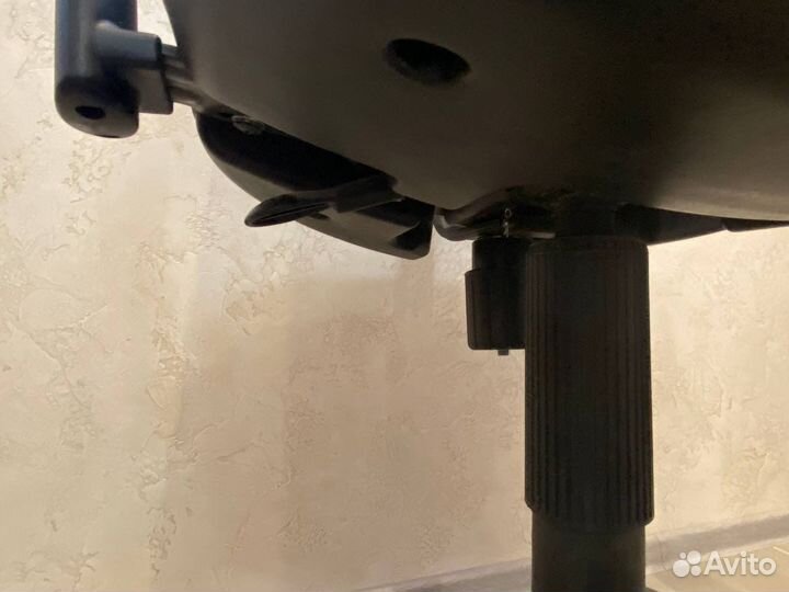 Компьютерное кресло