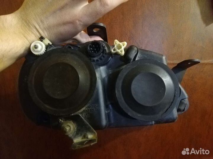 Фары для газ-31105