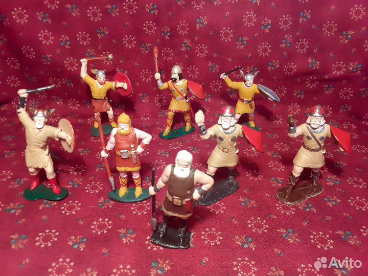 Фигурки: солдатики, рыцари, викинги, пираты и др
