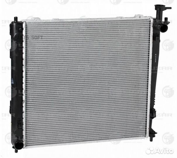 Luzar LRC08P1 Радиатор KIA sorento II (09) 2.2CRDi