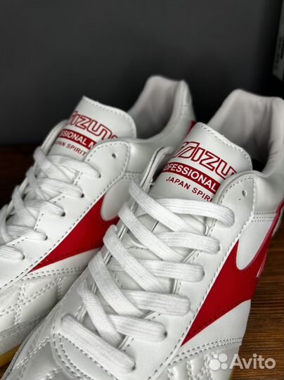 Футзалки mizuno
