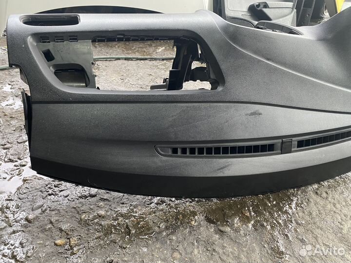 Торпедо volkswagen polo седан 2019