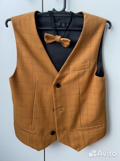 Костюм на мальчика 134