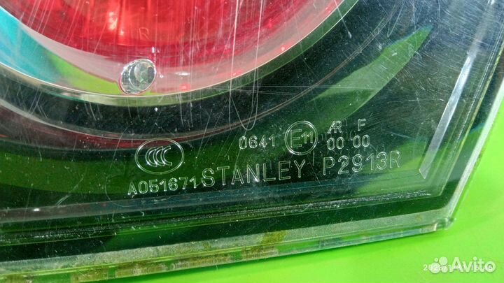 Фонарь внутренний правый для Mazda 3 2003-2009