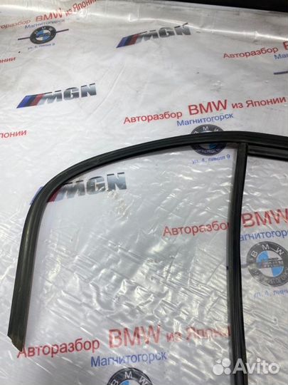Бархотка стекла задняя правая Bmw 1 F20 N13B16