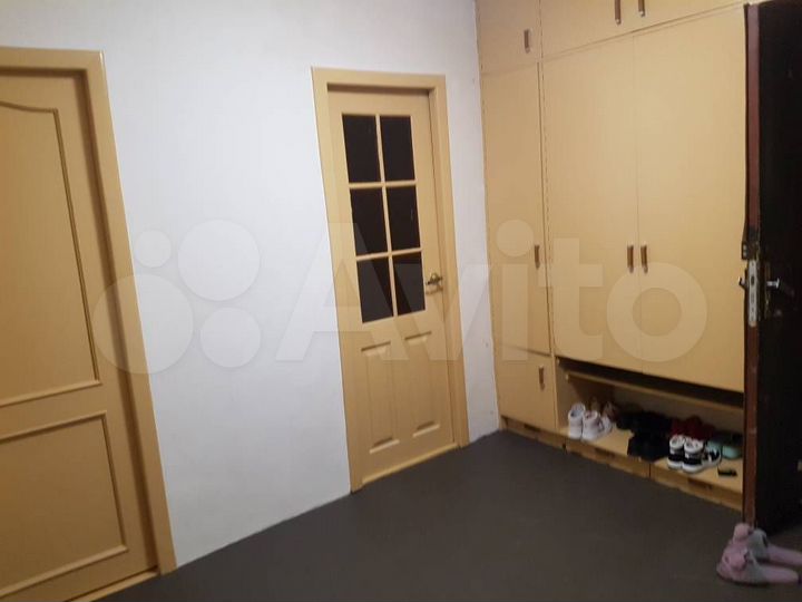 Комната 13 м² в 3-к., 2/5 эт.