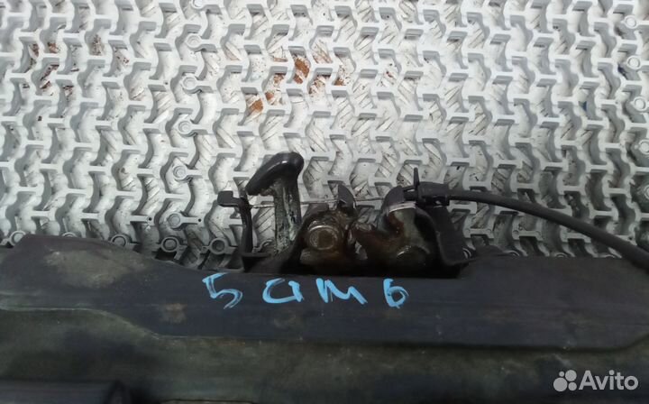 Панель передняя/телевизор (элемент) Nissan X-Trail