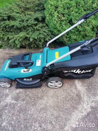 Газонокосилка электрическая