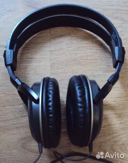 Наушники Audio-Technica ATH-AVC300