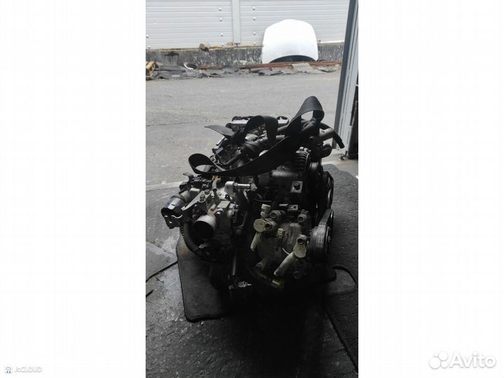 Двигатель на mitsubishi minicab U61V 3G83