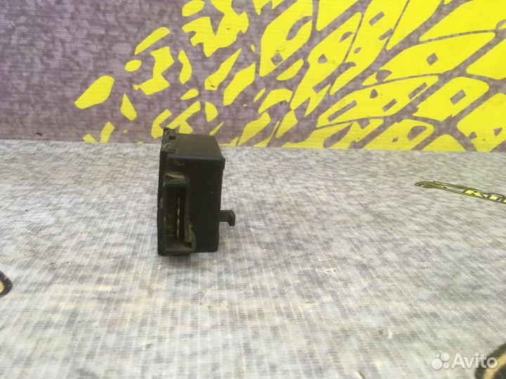 Блок управления освещением в салоне Блейзер 97