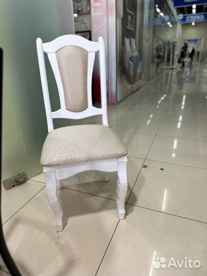 Стул Номер 2