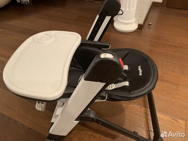 Детский стульчик для кормления