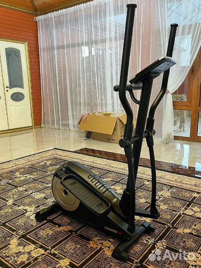 Эллиптический тренажер