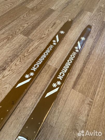 Лыжи беговые деревянные